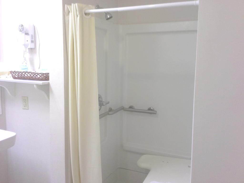 Quality Inn Hamilton Ngoại thất bức ảnh
